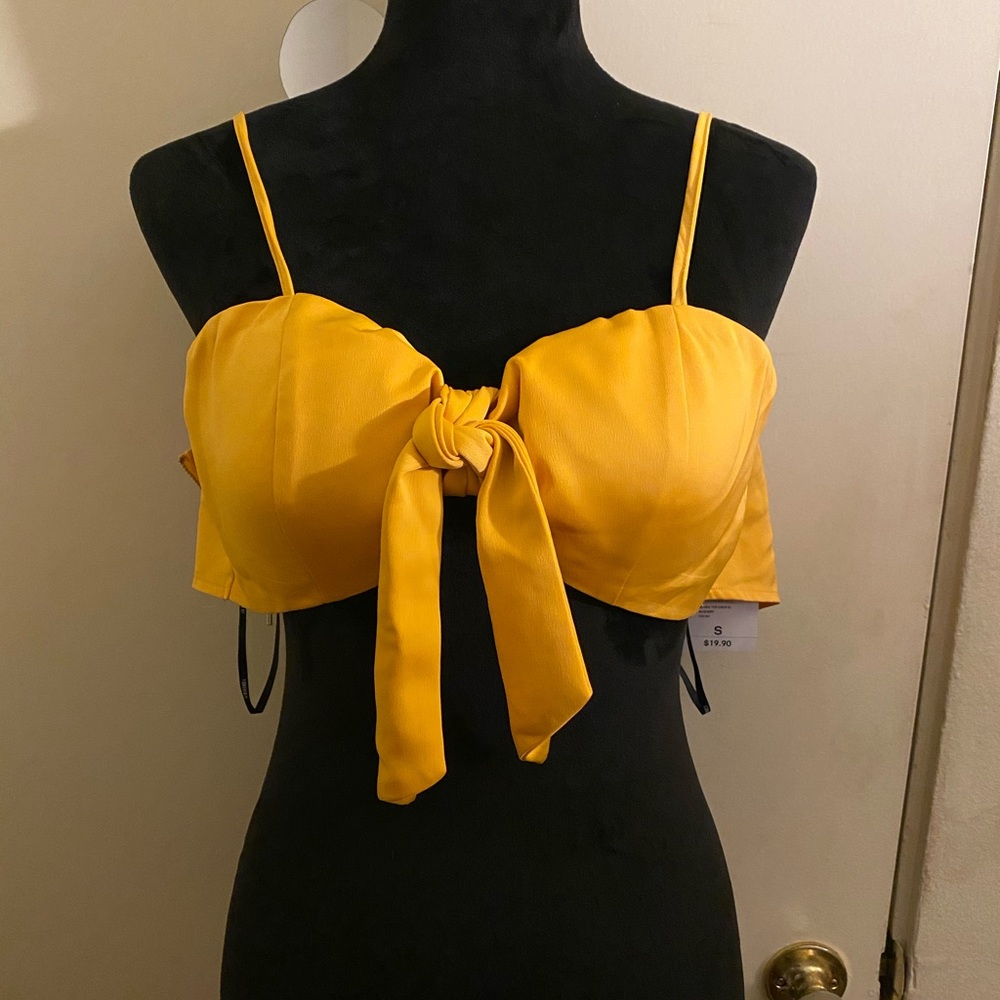 Crop top